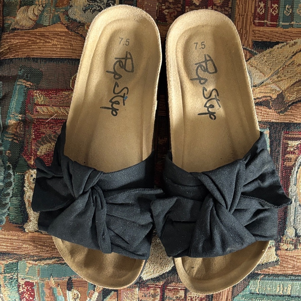 Women's Black Slide Sandals